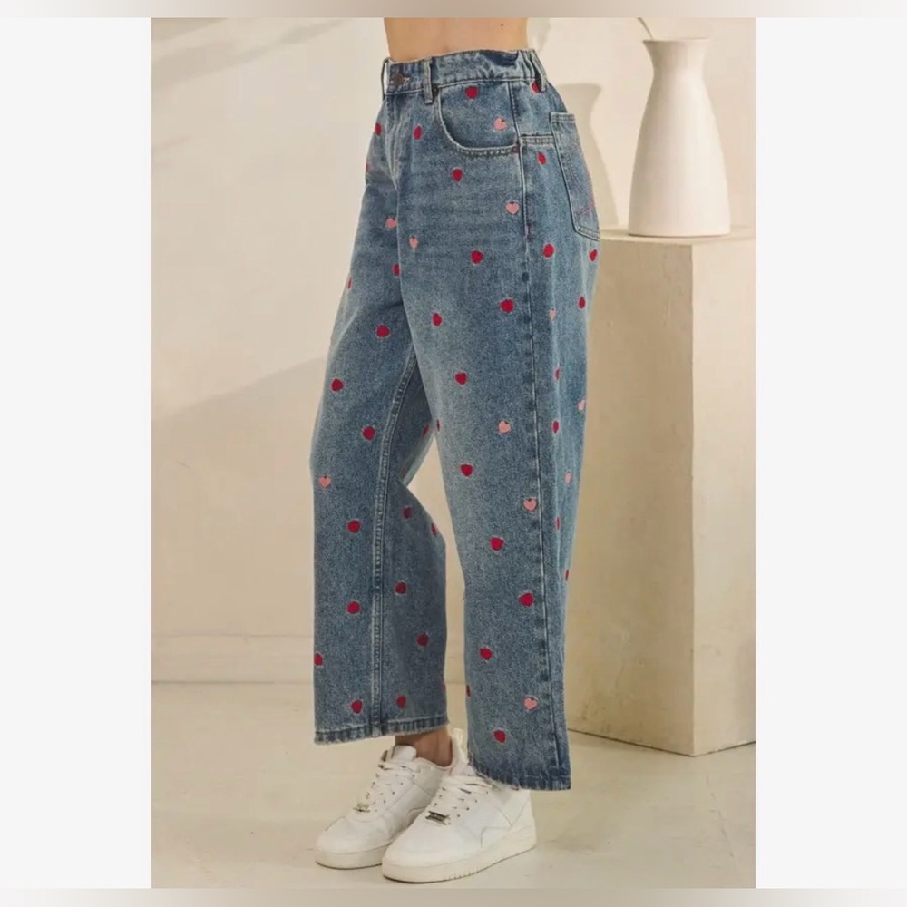 Oli & Hali Blue Wide Leg Jeans with Red Heart Embroidery - Picture 3 of 12